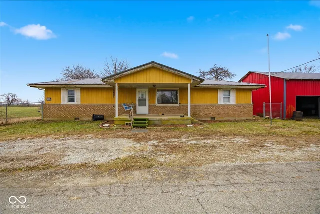 $200,000 | 7453 South Street, Greensburg, IN 47240