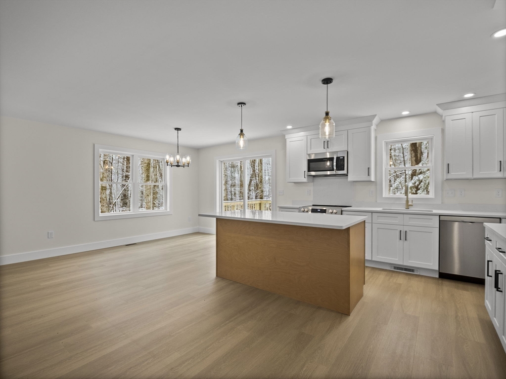 100 Secret Lake Road Phillipston, MA 01331 - Photo 5 of 38