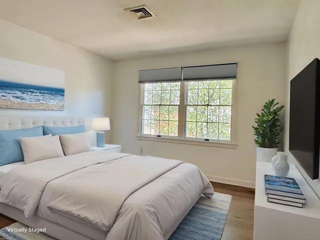 $1,800 | 9 Concorde Way, Unit B3, Windsor Locks, CT 06096