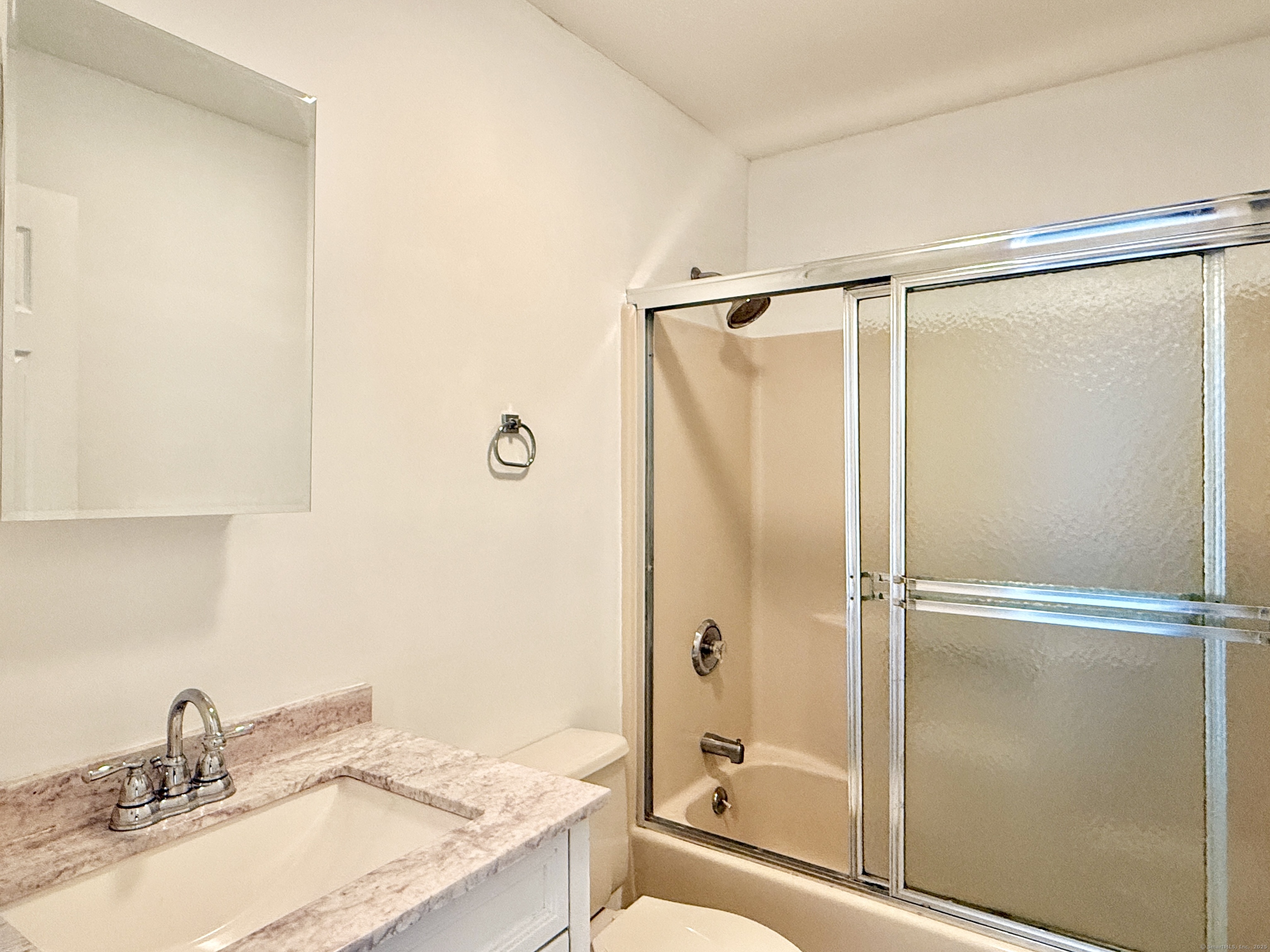 9 Concorde Way, Unit B3 Windsor Locks, CT 06096 - Photo 16 of 30