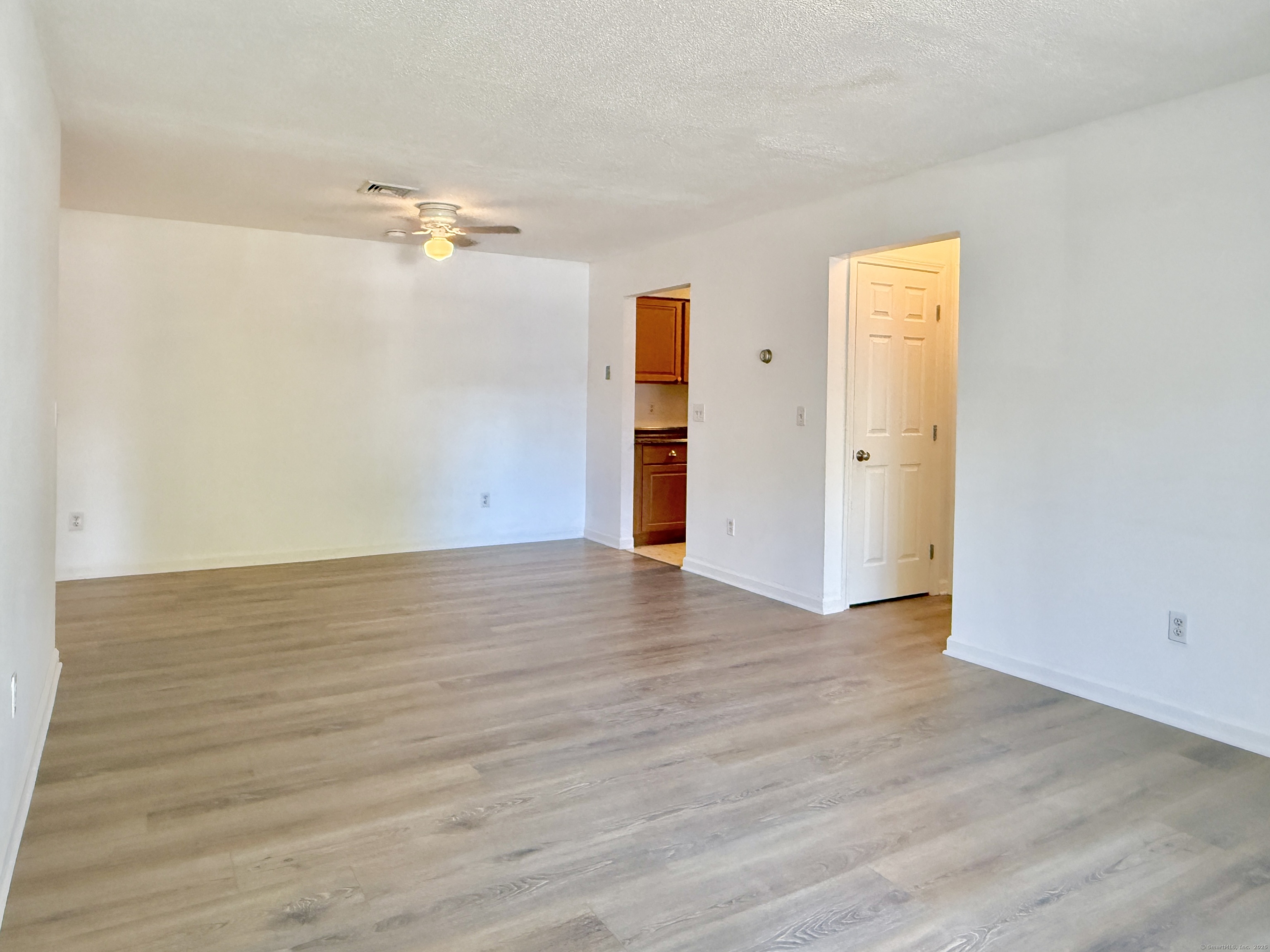 9 Concorde Way, Unit B3 Windsor Locks, CT 06096 - Photo 8 of 30