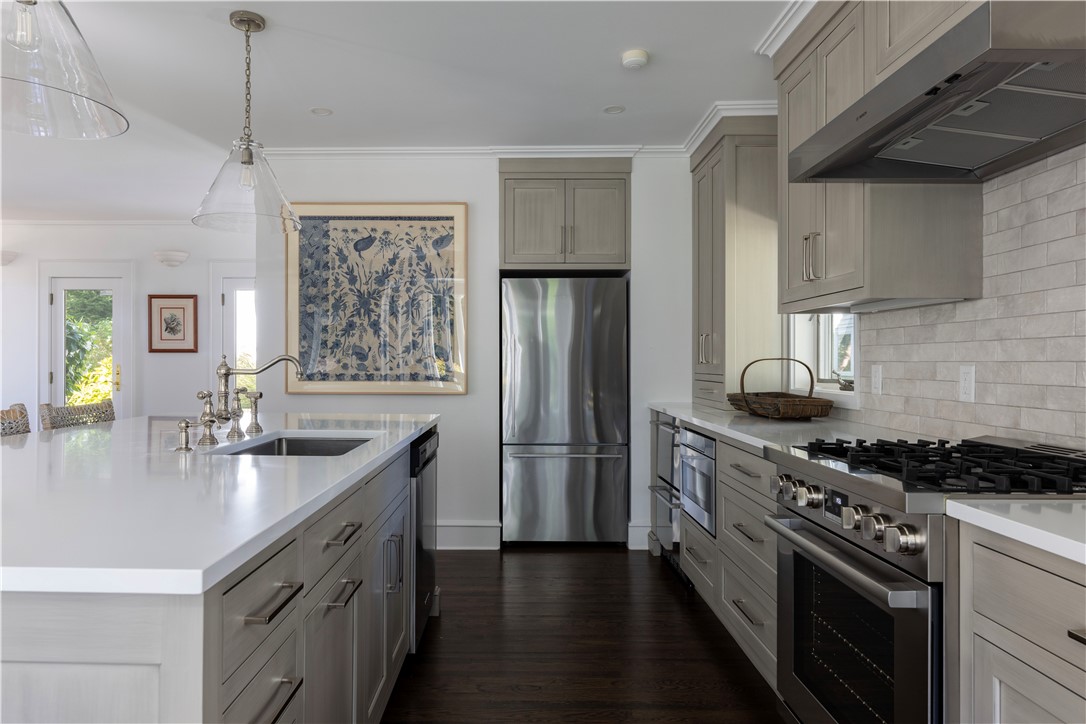 109 Watch Hill Road Westerly, RI 02891 - Photo 4 of 19