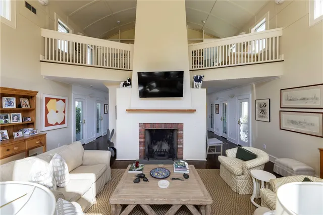 $2,250,000 | 109 Watch Hill Road, Westerly, RI 02891