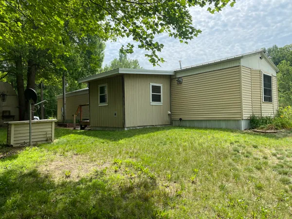 $99,000 | 7788 West Vernon Road, Lake, MI 48632