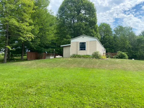 $99,000 | 7788 West Vernon Road, Lake, MI 48632