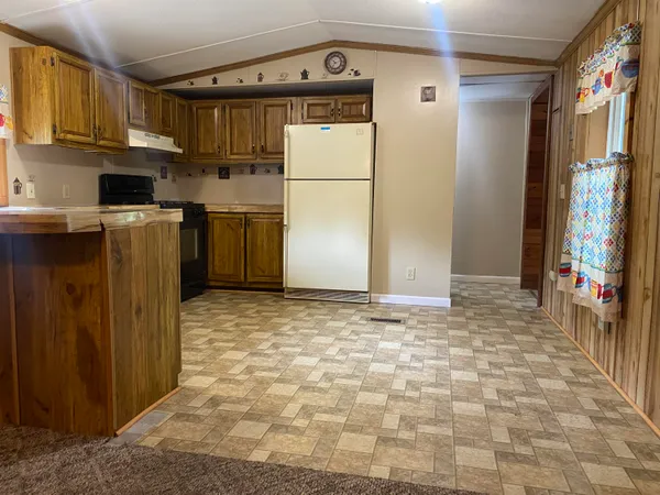 $99,000 | 7788 West Vernon Road, Lake, MI 48632