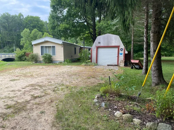 $99,000 | 7788 West Vernon Road, Lake, MI 48632