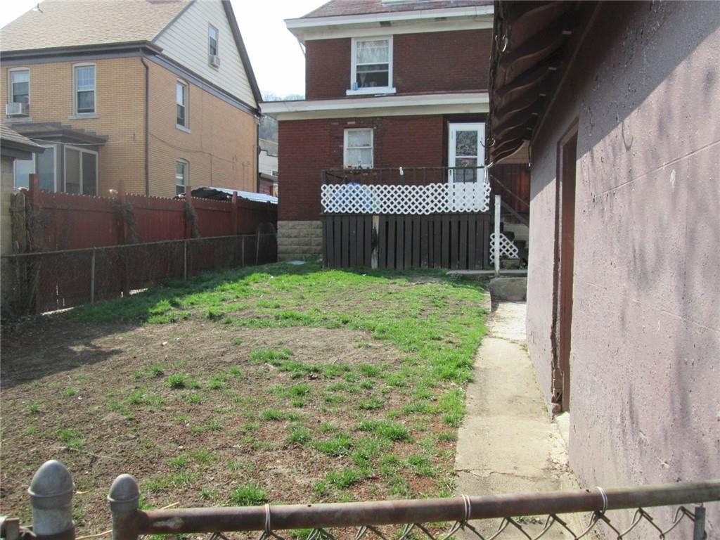 1109 12th Street McKees Rocks, PA 15136 - Photo 7 of 7