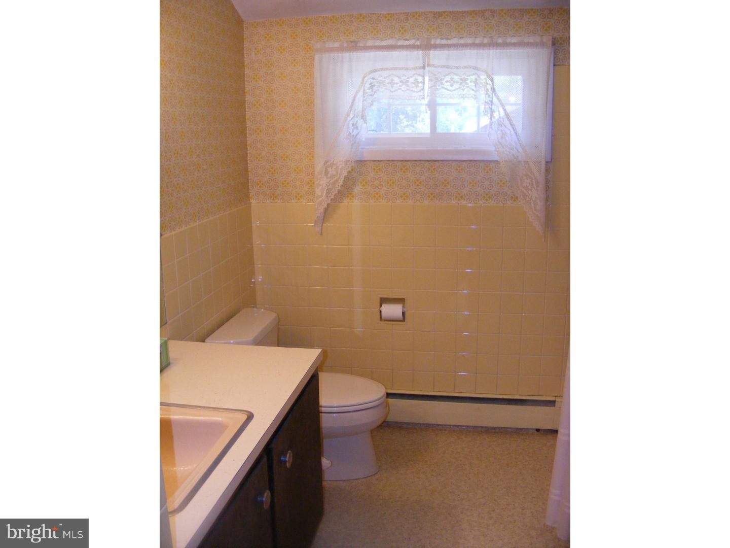 3704 Kings Road Pennsburg, PA 18073 - Photo 13 of 23 Gallery Image 13