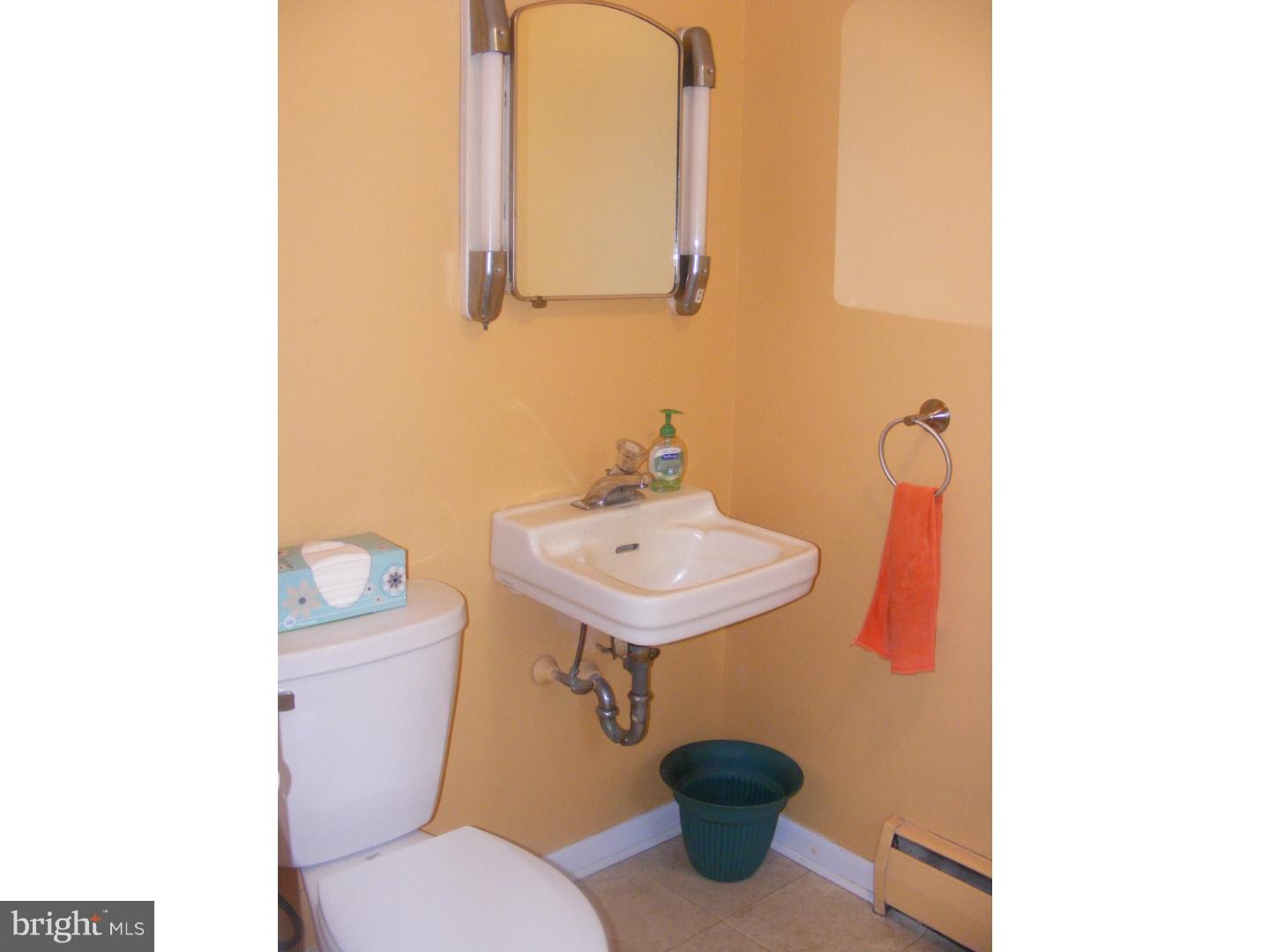 3704 Kings Road Pennsburg, PA 18073 - Photo 17 of 23 Gallery Image 17