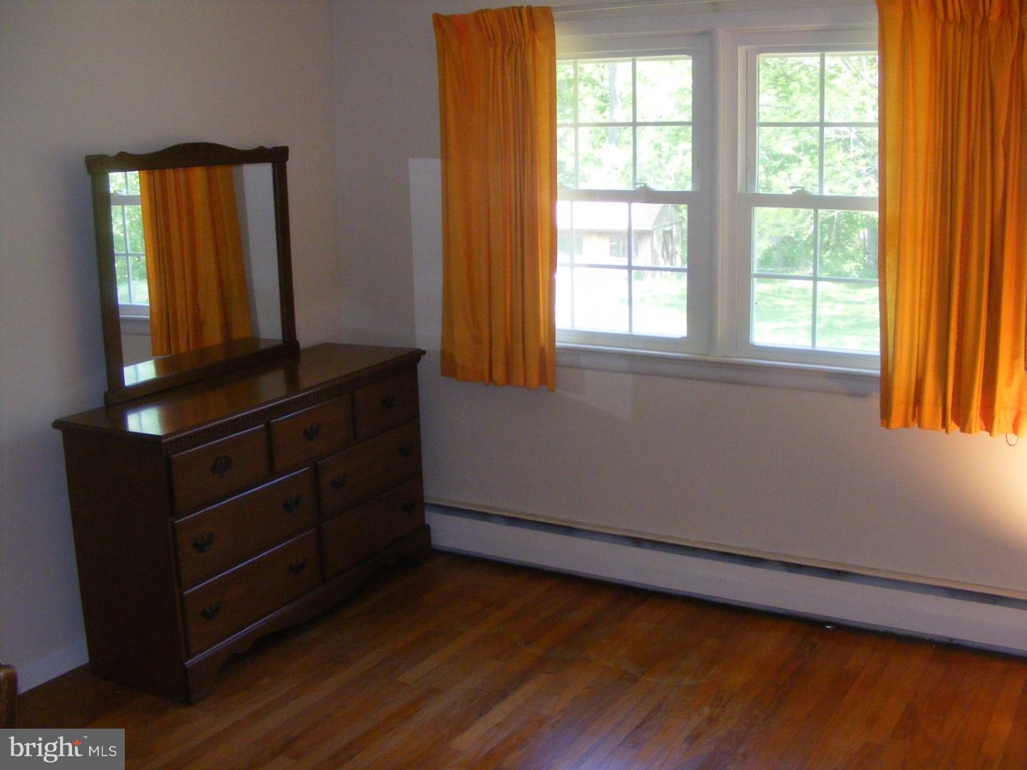 3704 Kings Road Pennsburg, PA 18073 - Photo 8 of 23 Gallery Image 8
