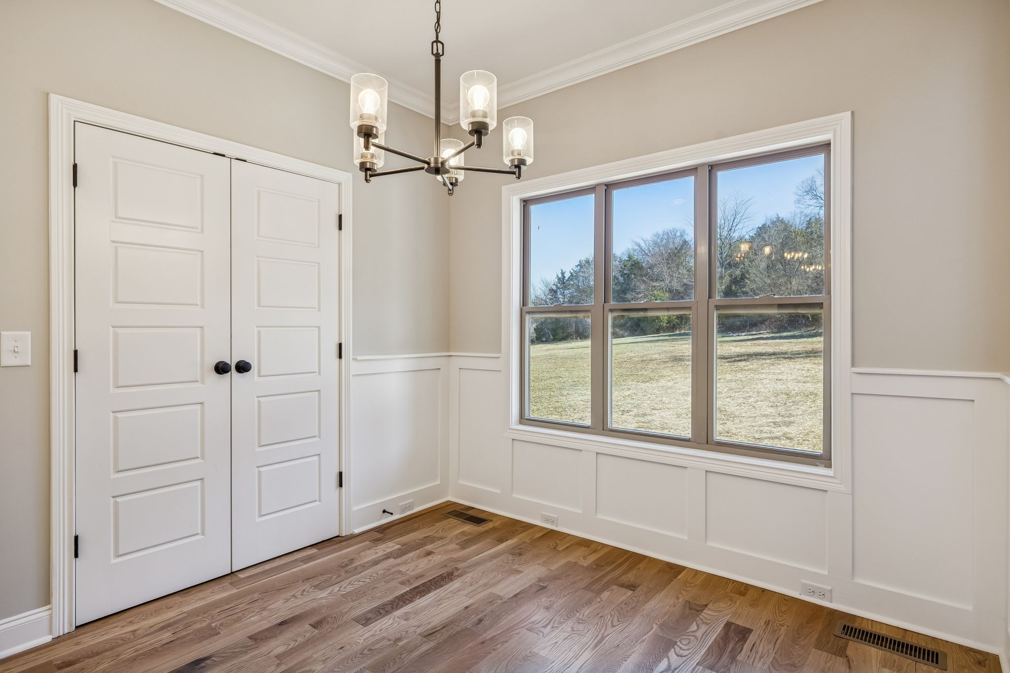 13781 Cainsville Road Lebanon, TN 37090 - Photo 23 of 72 a view of empty room with wooden floor and fan