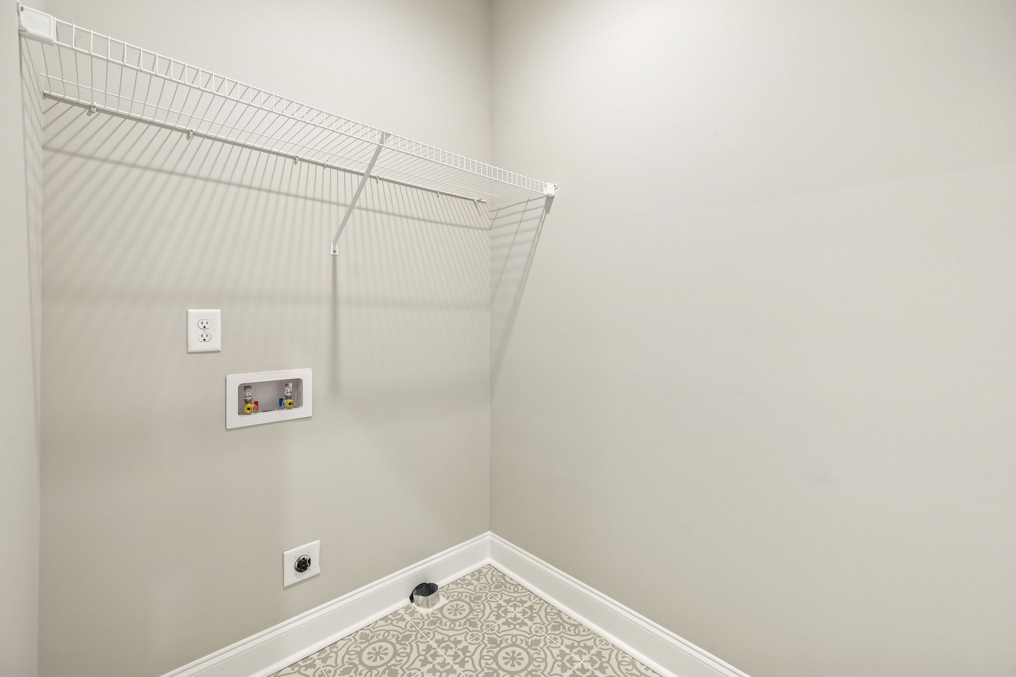 13781 Cainsville Road Lebanon, TN 37090 - Photo 35 of 72 a view of a small space