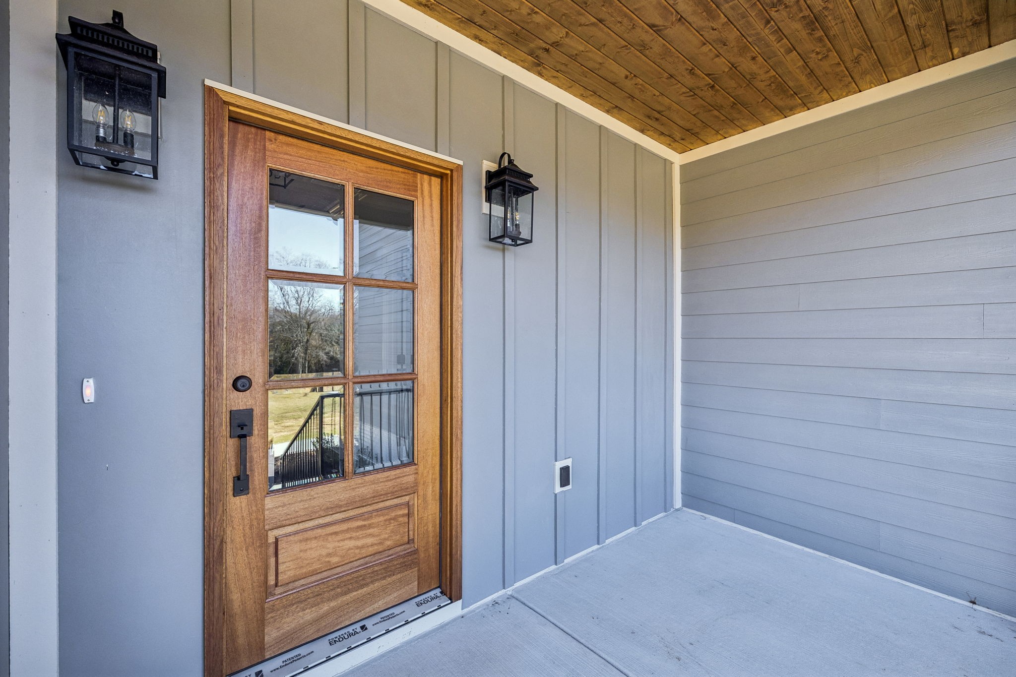 13781 Cainsville Road Lebanon, TN 37090 - Photo 9 of 72 a view of front door and bedroom