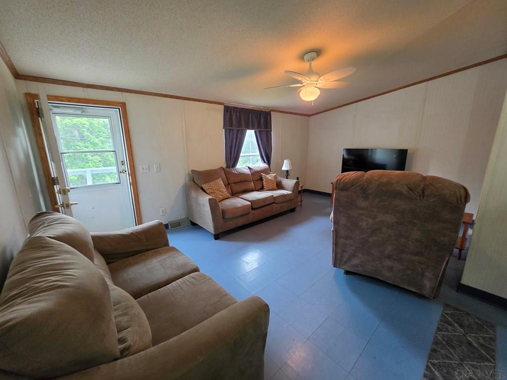 282 Old Rocky Road Johnstown, PA 15905 - Photo 7 of 15