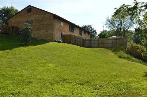 1249 East Cook Road Grand Blanc, MI 48439 - Photo 6 of 34 20363977-5.JPG