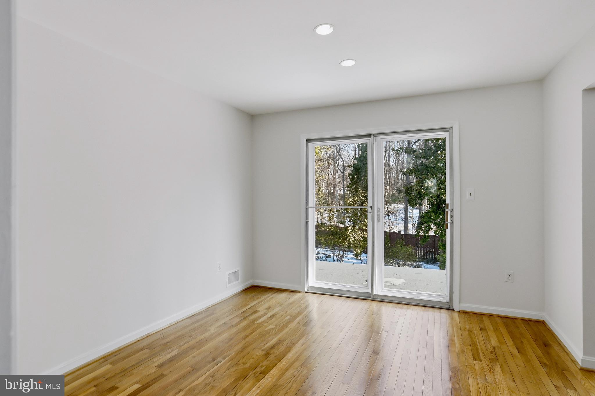 6025 Greeley Boulevard Springfield, VA 22152 - Photo 18 of 40