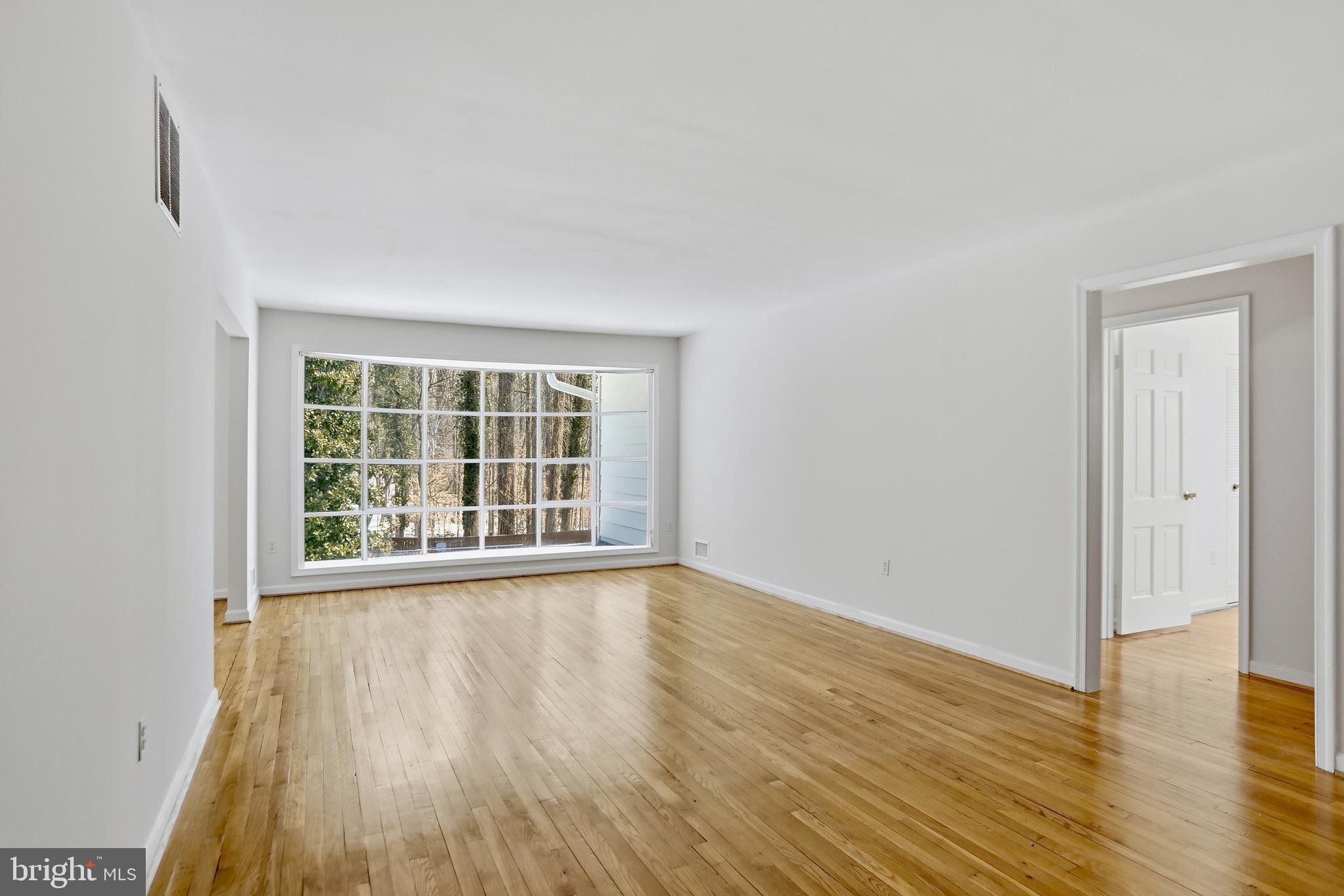 6025 Greeley Boulevard Springfield, VA 22152 - Photo 6 of 40