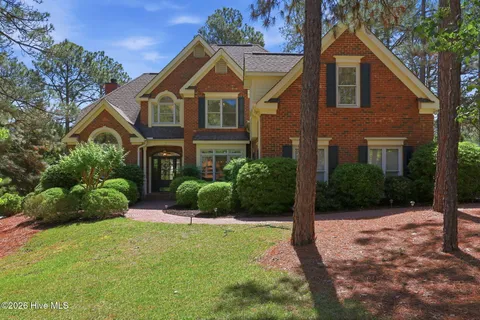 $898,000 | 44 Kilberry Drive, Pinehurst, NC 28374