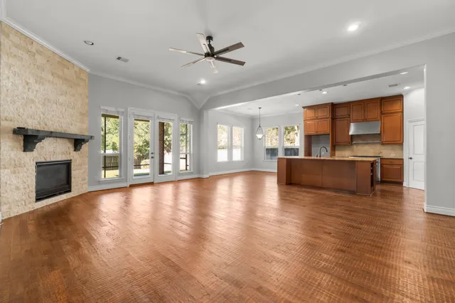 $2,900 | 161 Riverbend Way, Montgomery, TX 77316