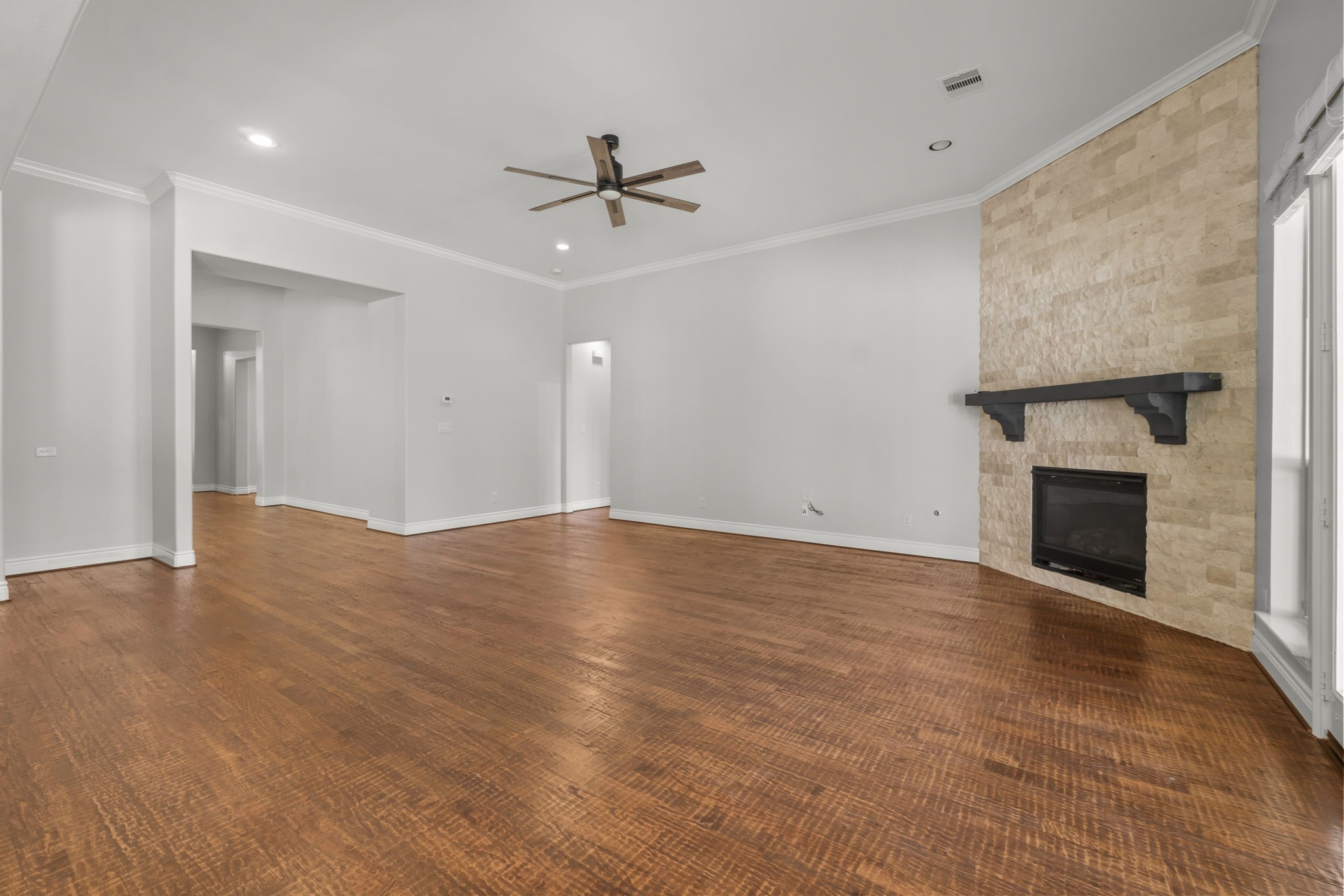 161 Riverbend Way Montgomery, TX 77316 - Photo 9 of 30