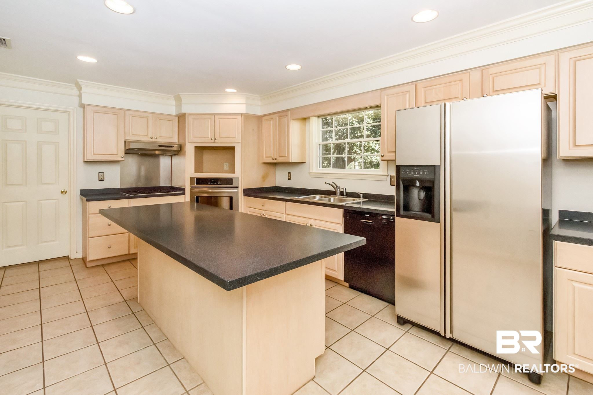 8 South Hathaway Road Mobile, AL 36608 - Photo 10 of 44