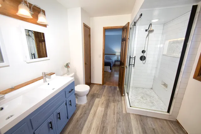 $425,000 | 6535 North Braeburn Lane, Glendale, WI 53209