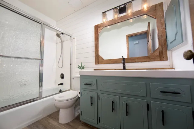 $425,000 | 6535 North Braeburn Lane, Glendale, WI 53209