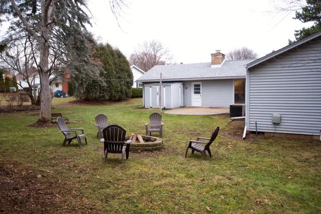 $425,000 | 6535 North Braeburn Lane, Glendale, WI 53209