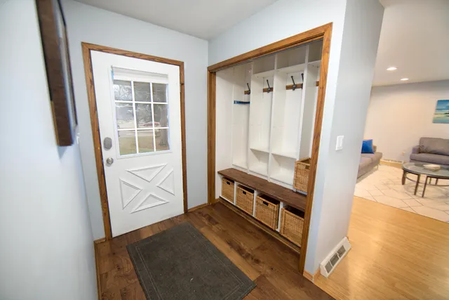 $425,000 | 6535 North Braeburn Lane, Glendale, WI 53209