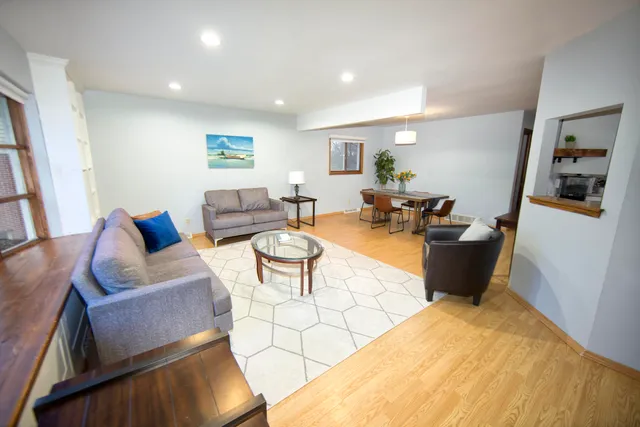 $425,000 | 6535 North Braeburn Lane, Glendale, WI 53209