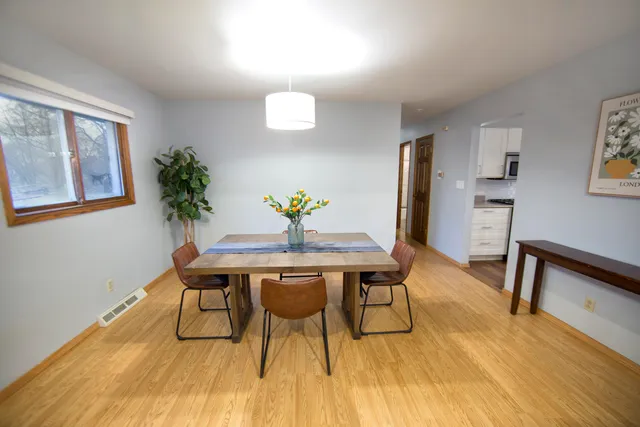 $425,000 | 6535 North Braeburn Lane, Glendale, WI 53209