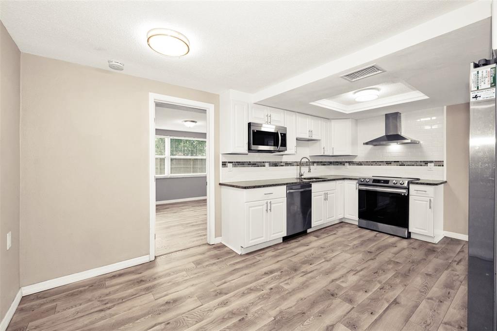 10910 Bridleton Road Port Richey, FL 34668 - Photo 12 of 27 Gallery Image 12