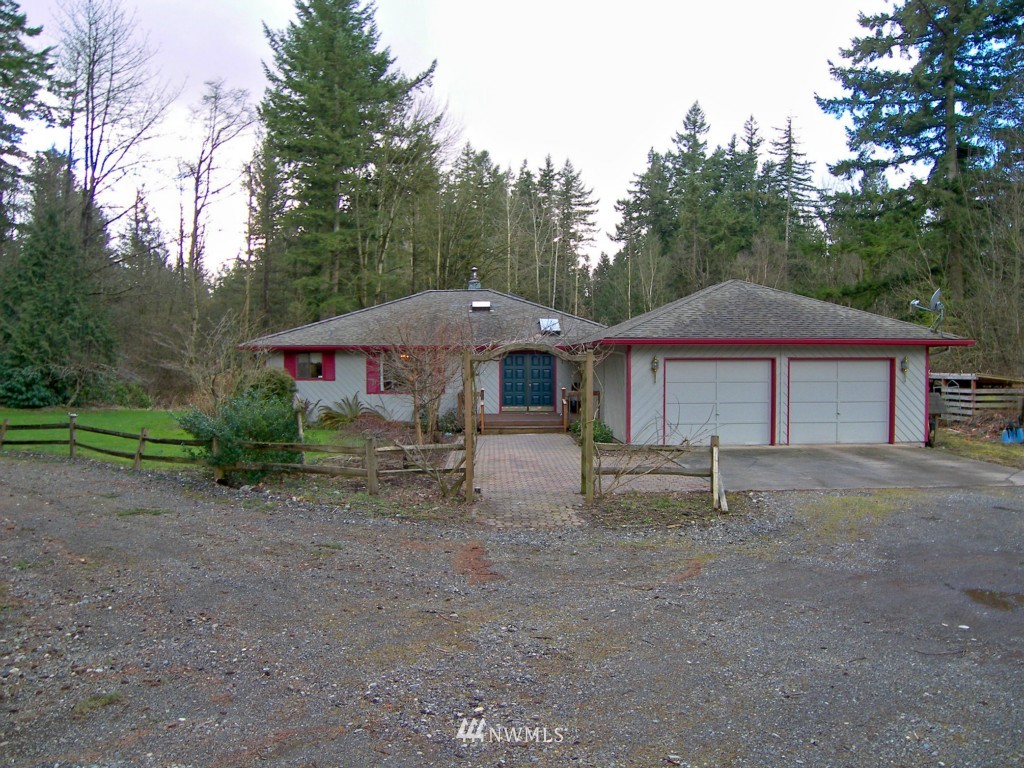 2337 East Pole Road Everson, WA 98247 - Photo 2 of 23