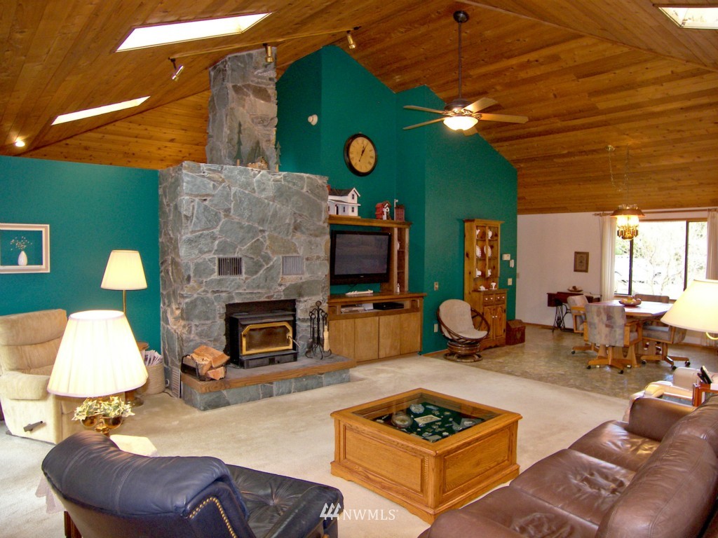 2337 East Pole Road Everson, WA 98247 - Photo 3 of 23