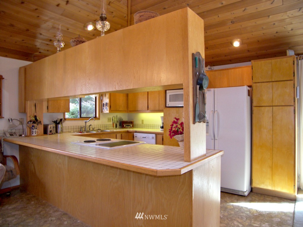2337 East Pole Road Everson, WA 98247 - Photo 8 of 23
