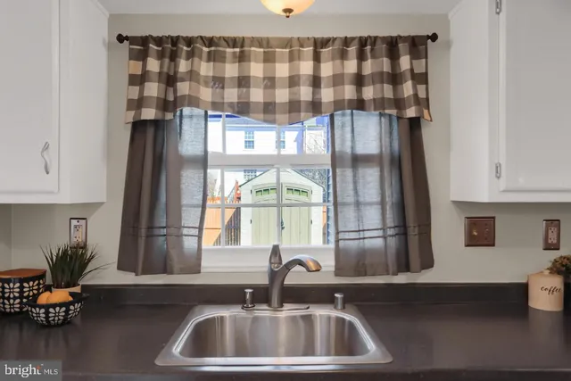 $334,999 | 5737 Sunset View Lane, Frederick, MD 21703