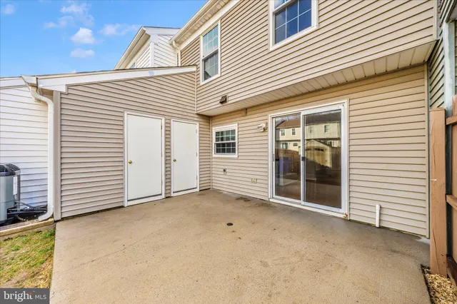 $334,999 | 5737 Sunset View Lane, Frederick, MD 21703