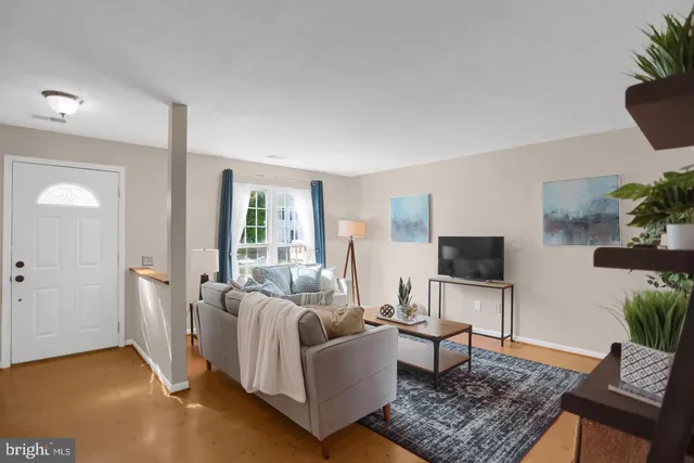 $334,999 | 5737 Sunset View Lane, Frederick, MD 21703