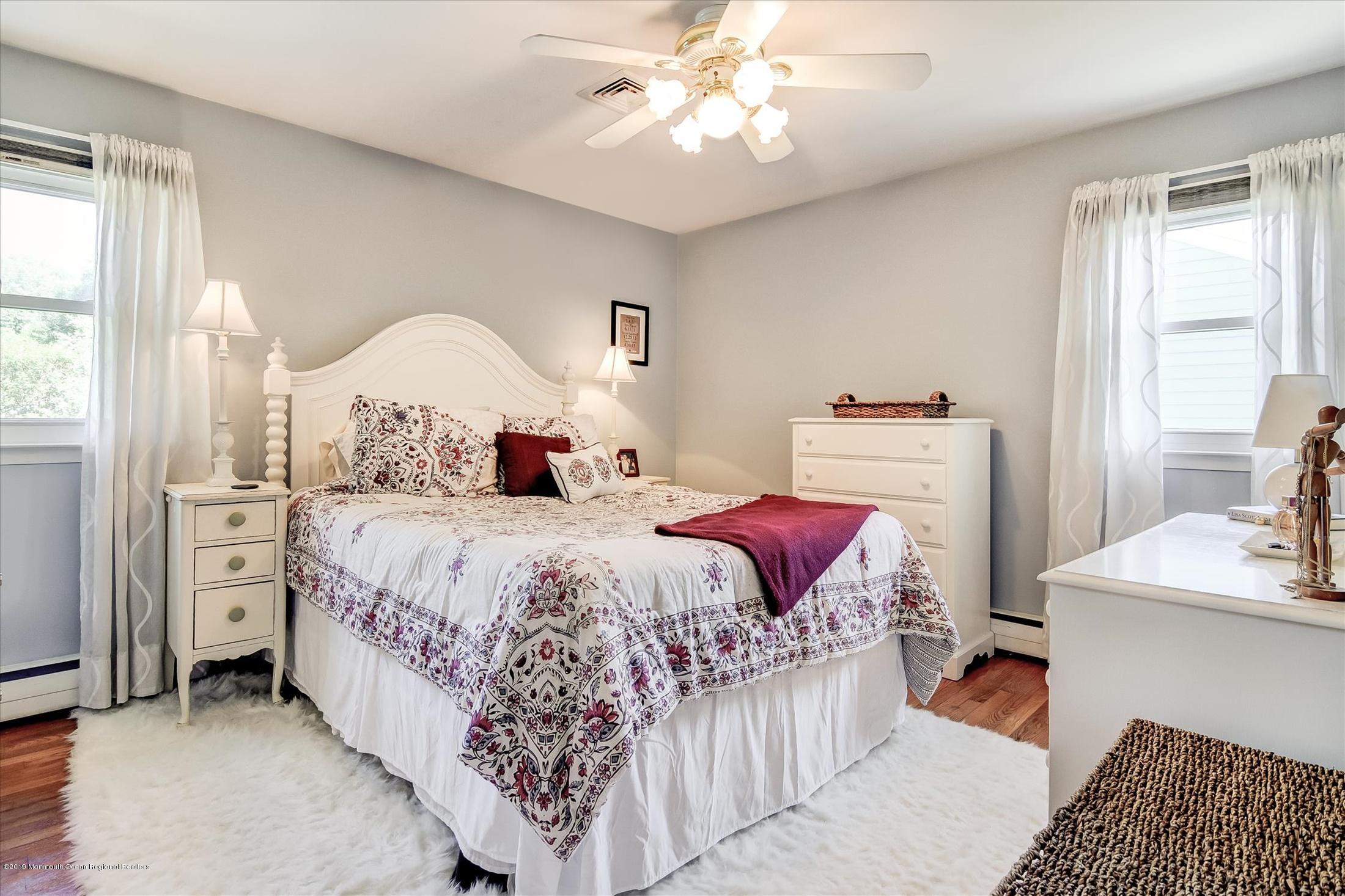 1628 Bailey Road Wall, NJ 07719 - Photo 18 of 33 18-Master (2)