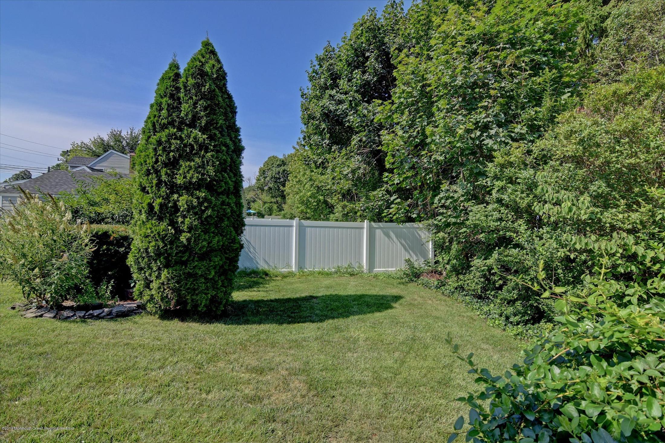 1628 Bailey Road Wall, NJ 07719 - Photo 30 of 33 30-Yard (2)