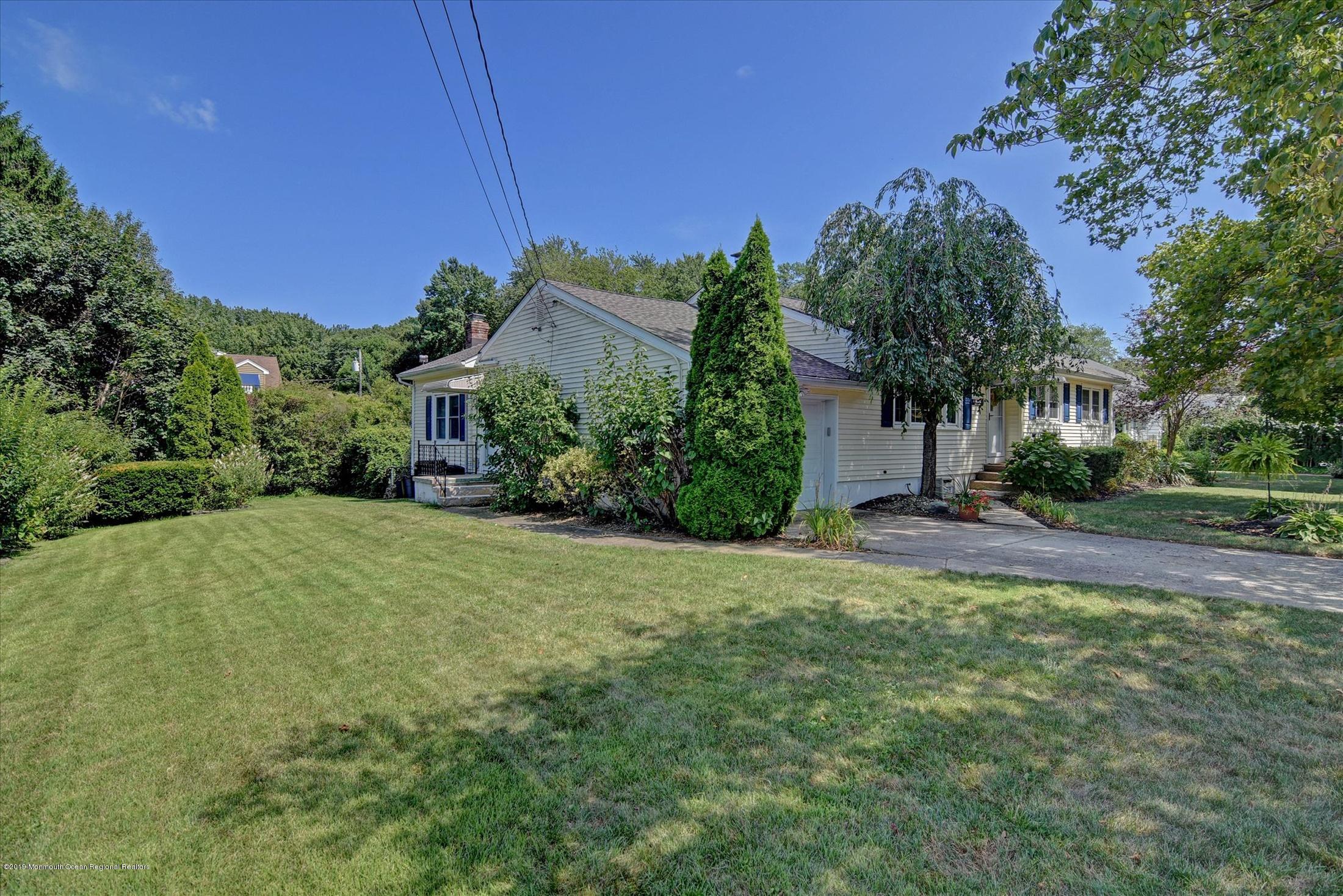 1628 Bailey Road Wall, NJ 07719 - Photo 31 of 33 31-Front (2)