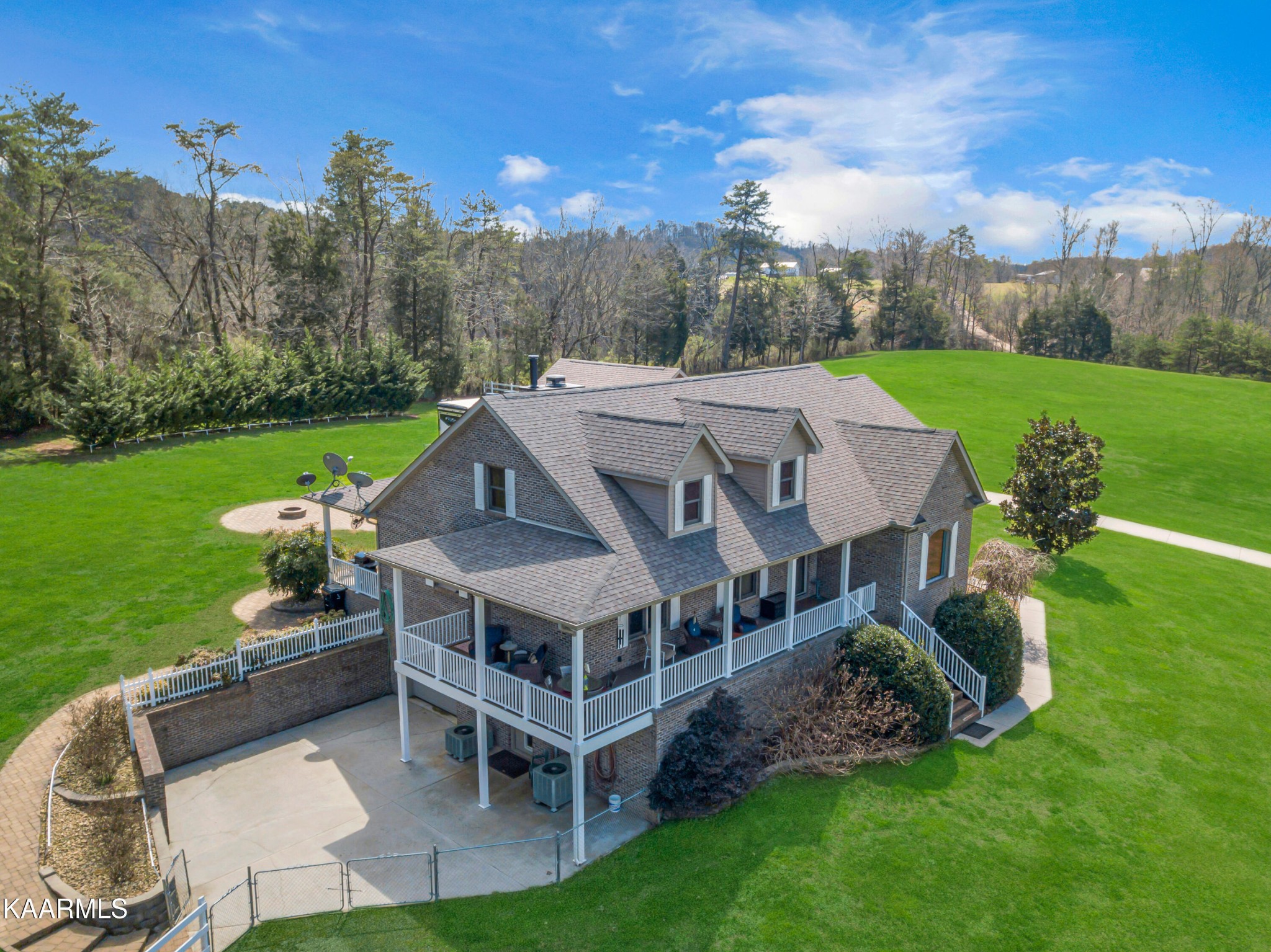 861 Marble Hill Road Friendsville, TN 37737 - Photo 3 of 49 Gallery Image 3