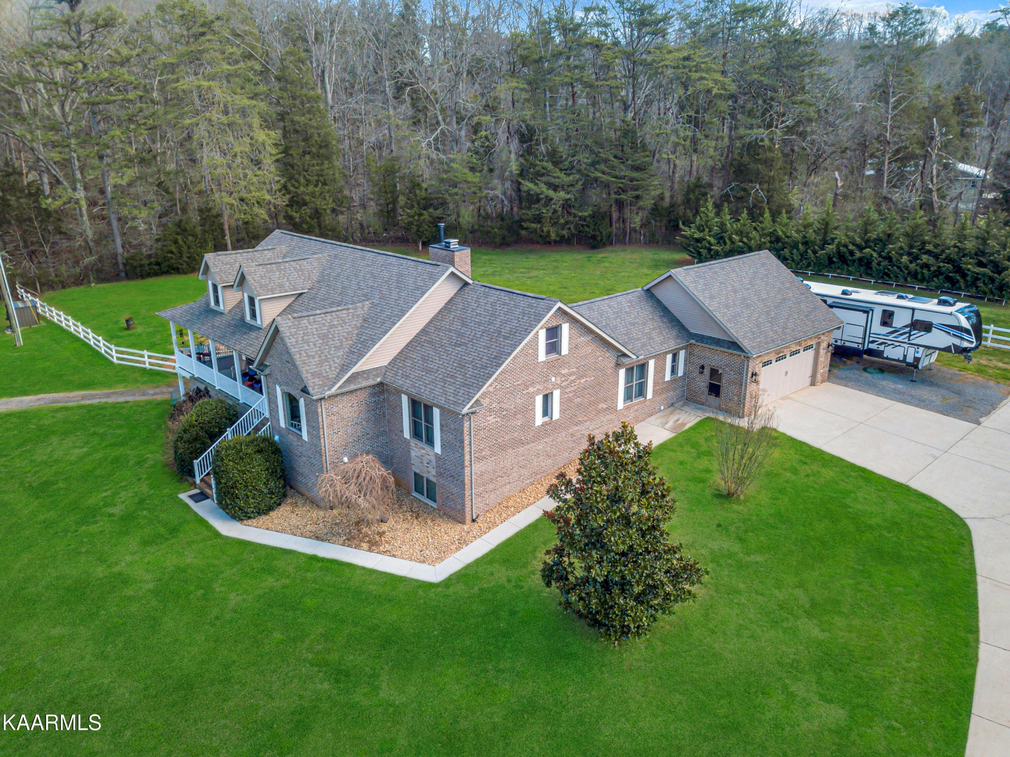 861 Marble Hill Road Friendsville, TN 37737 - Photo 4 of 49 Gallery Image 4