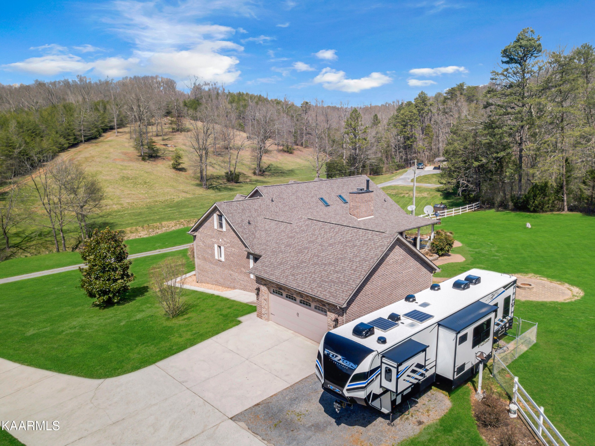 861 Marble Hill Road Friendsville, TN 37737 - Photo 8 of 49 Gallery Image 8