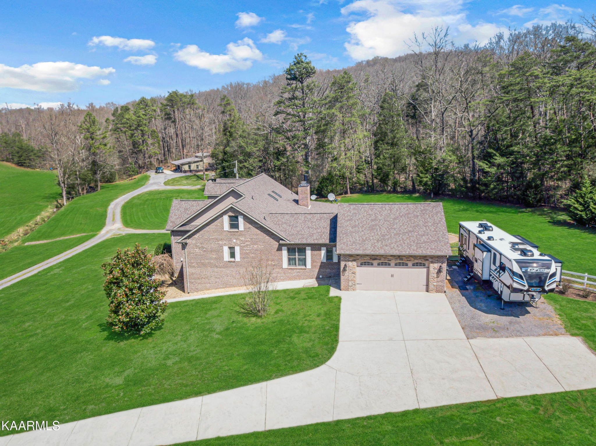 861 Marble Hill Road Friendsville, TN 37737 - Photo 9 of 49 Gallery Image 9