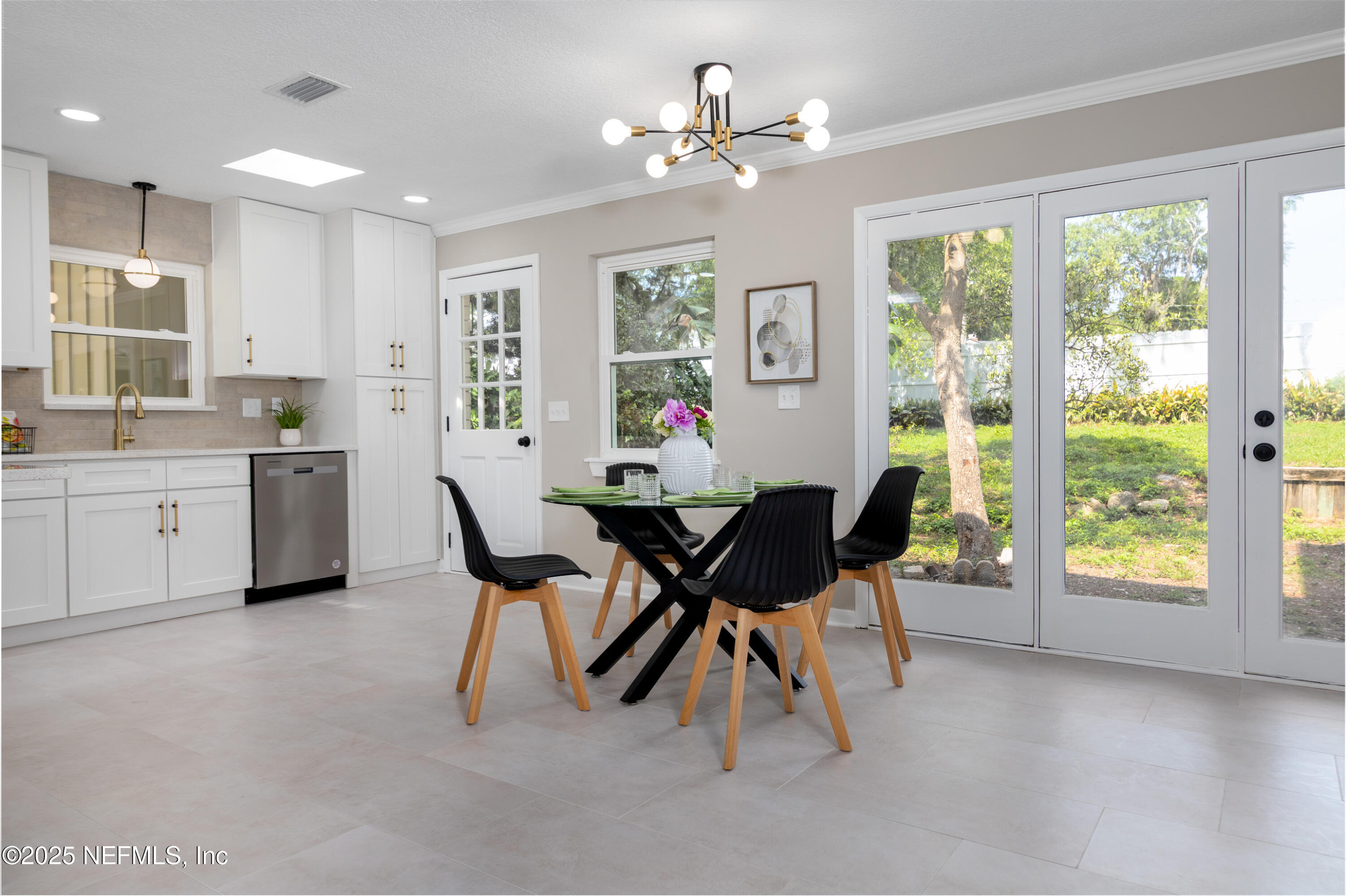 3965 Bess Rd-124