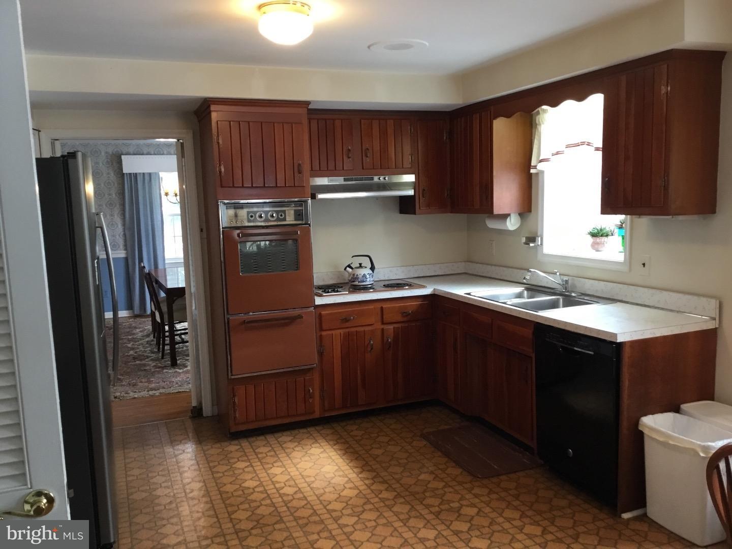 200 Gulph Hills Road Radnor, PA 19087 - Photo 12 of 18 Kitchen