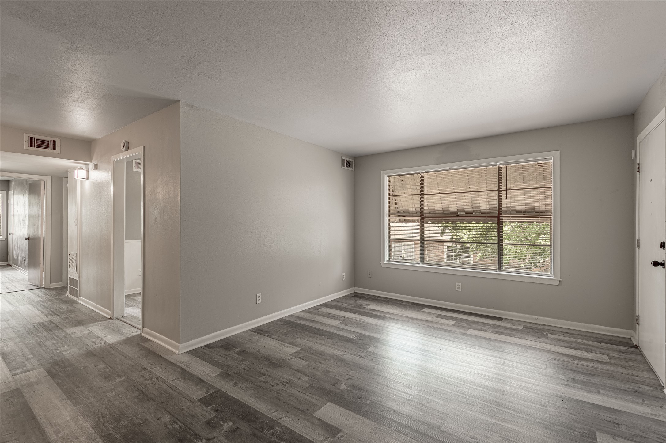 818 University Avenue, Unit 7 Huntsville, TX 77320 - Photo 8 of 25