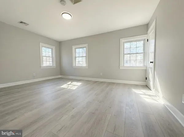 $539,000 | 109 Acres Drive, Hamilton, NJ 08690